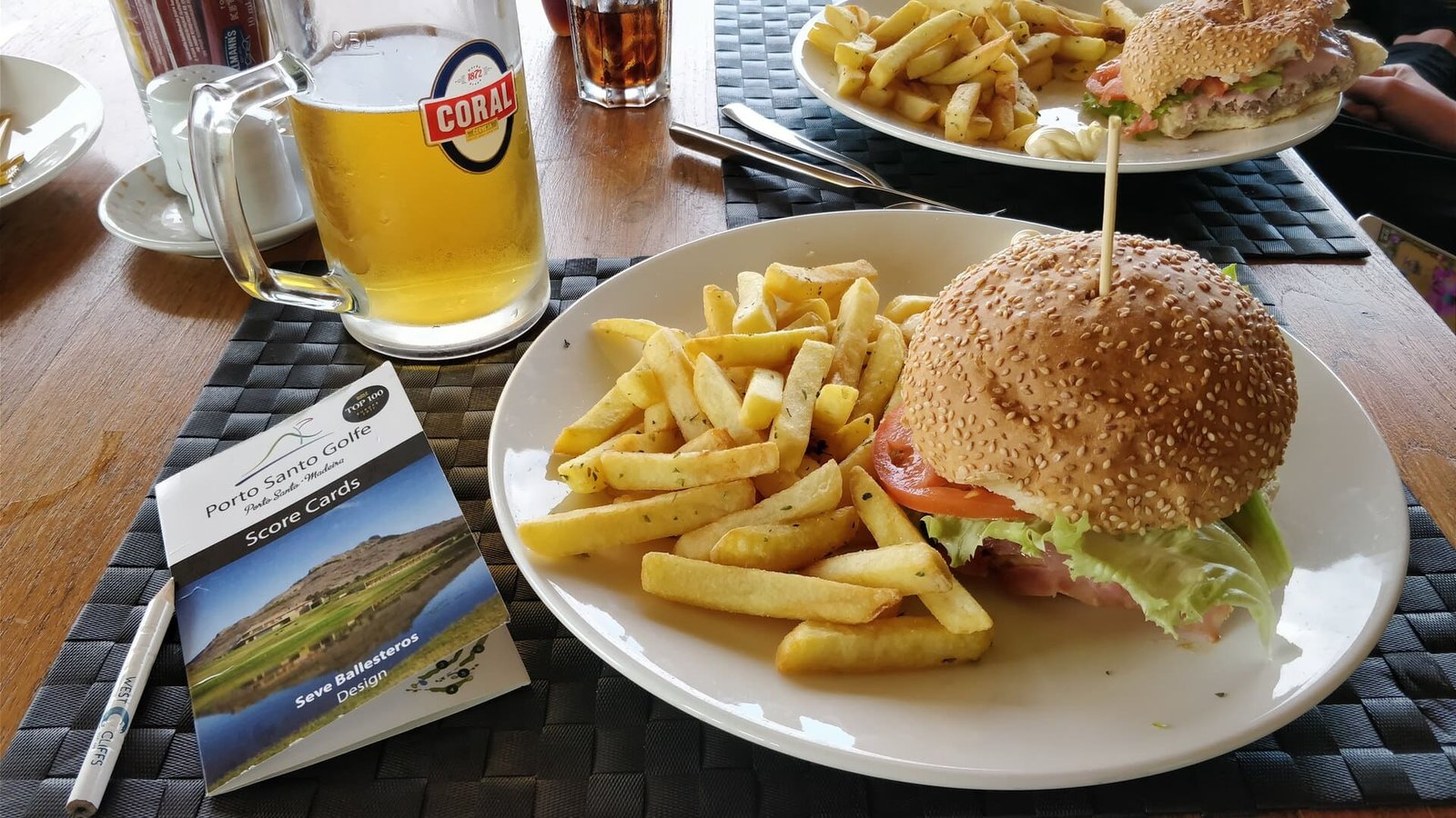 Porto Santos bedste burger fås i golfklubben